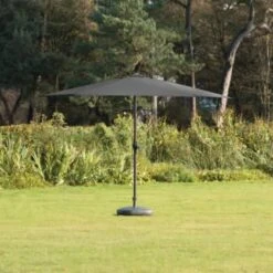Crank Handle Parasol 2.7m - Black -Garden Furniture Sales 353335 crank tilt handle parasol 1 8m black